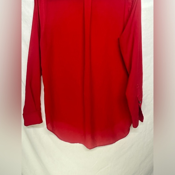 Two by Vince Camuto Women Red Long Sleeve Silk Blouse button detail size small‎ - Picture 8 of 11